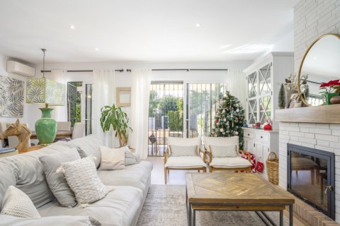 House for sale Marbella, Malaga, Spain 3 bedrooms, 226 sq.m. No. 107278 - photo 6