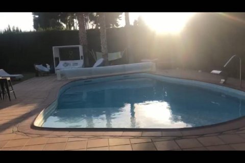 Villa in vendita a Elda, Alicante, Spagna 4 camere da letto, 240 mq. N° 144433 - foto 8