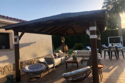 Villa in vendita a Elda, Alicante, Spagna 4 camere da letto, 240 mq. N° 144433 - foto 20