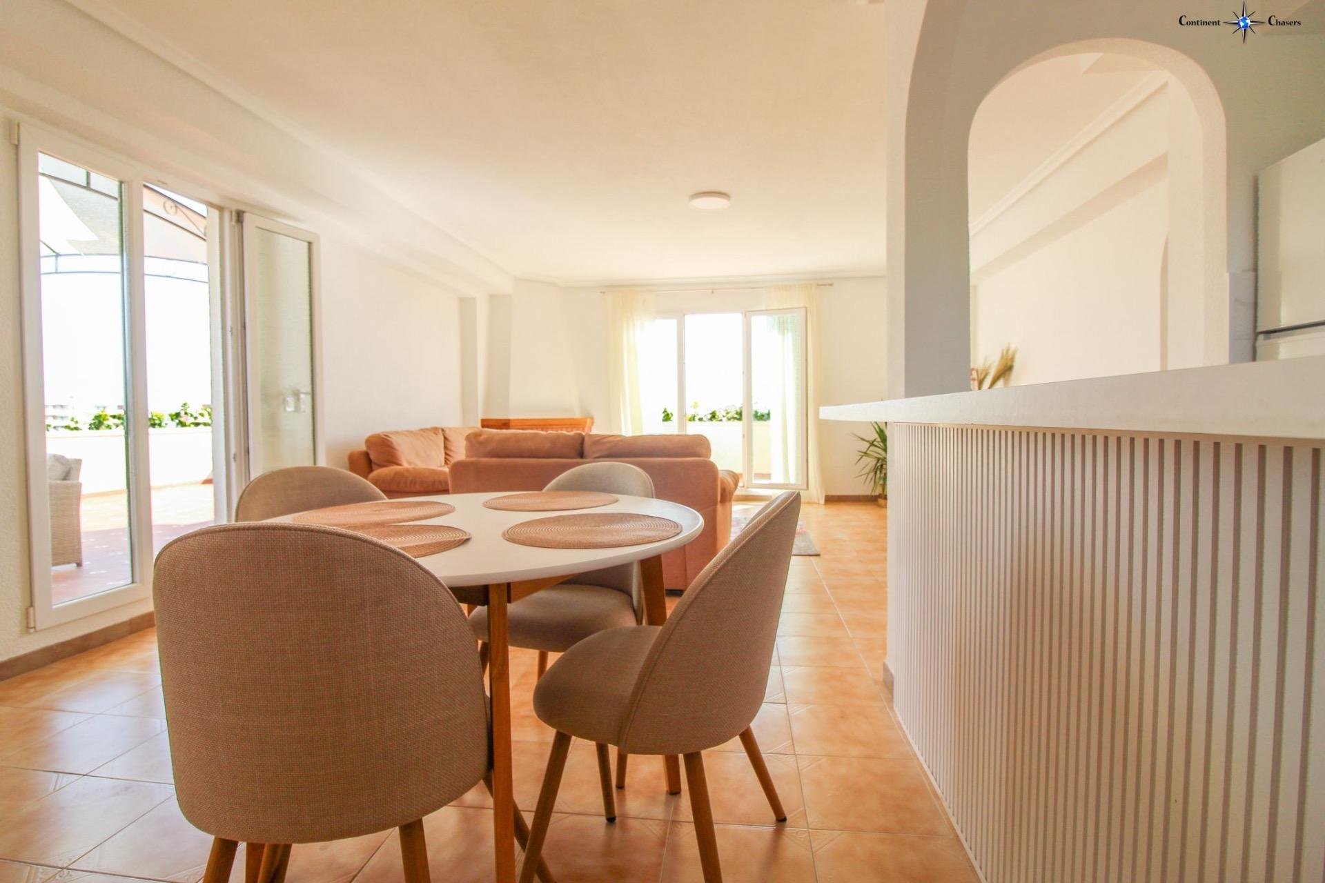 Huoneisto Punta Prima, Alicante, Espanja 2 makuuhuonetta, 85 m2 No. 144432