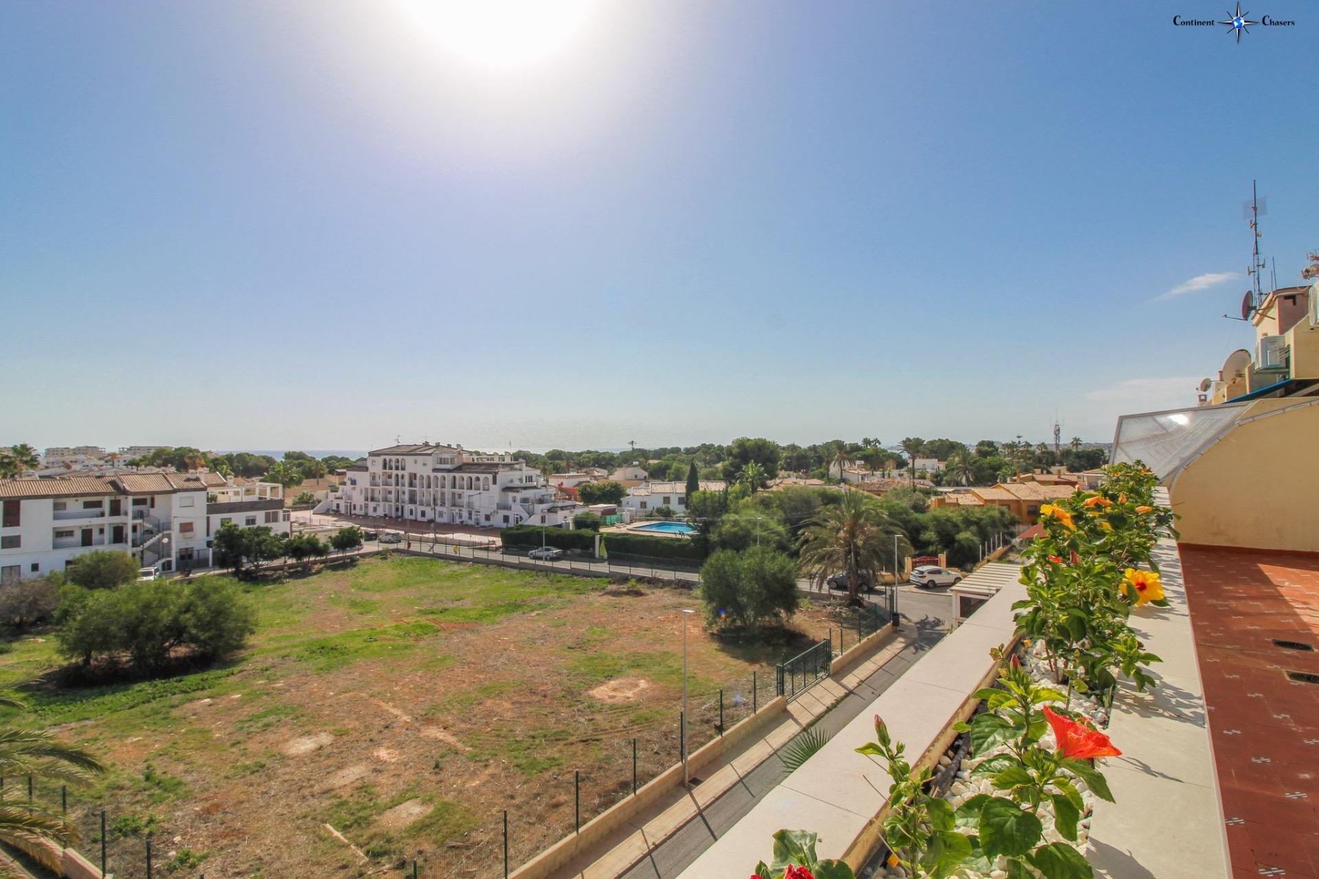 Huoneisto Punta Prima, Alicante, Espanja 2 makuuhuonetta, 85 m2 No. 144432