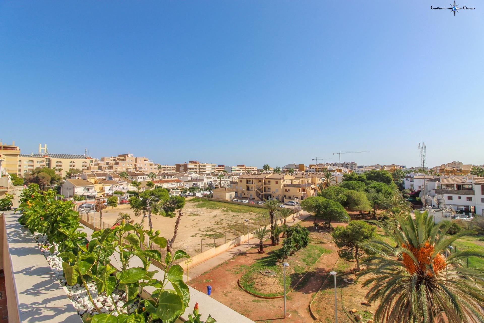 Huoneisto Punta Prima, Alicante, Espanja 2 makuuhuonetta, 85 m2 No. 144432