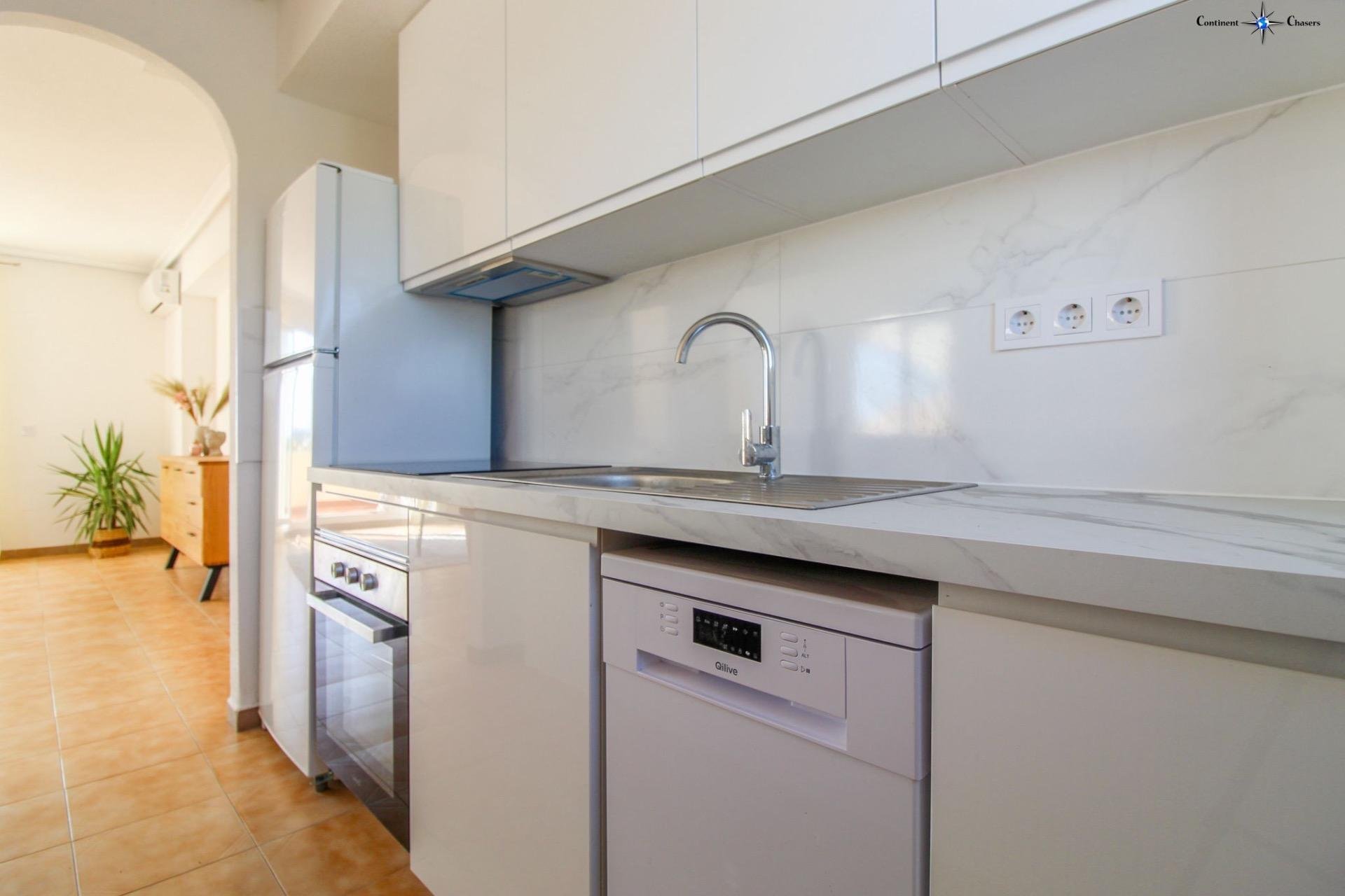 Huoneisto Punta Prima, Alicante, Espanja 2 makuuhuonetta, 85 m2 No. 144432