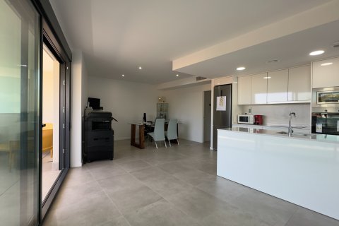 Apartamento en venta en Alicante, España 3 dormitorios, No. 144436 - foto 25