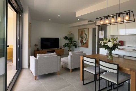 Apartamento en venta en Alicante, España 3 dormitorios, No. 144436 - foto 24