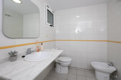 Apartment à vendre à Alicante, Espagne, 2 chambres, 121 m2 No. 156106 - photo 22