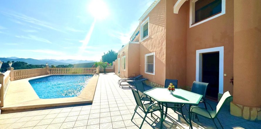 Villa Javea, Alicante, Spānijā 4 istabas, 242 m2 Nr. 156109