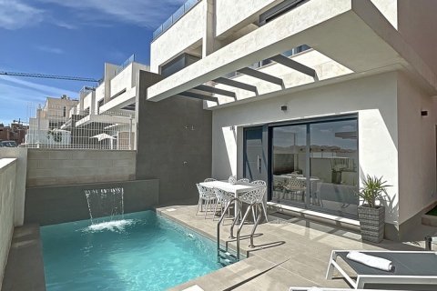Villa zum Verkauf Alicante, Spanien 3 Schlafzimmer, 109 m2 Nr. 115264 - Foto 1