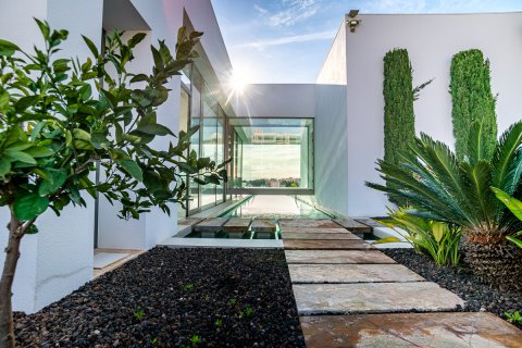 Huvila myytävänä Pinar De Campoverde, Alicante, Espanja, 4 makuuhuonetta, 248 m2 No. 115257 - kuva 5
