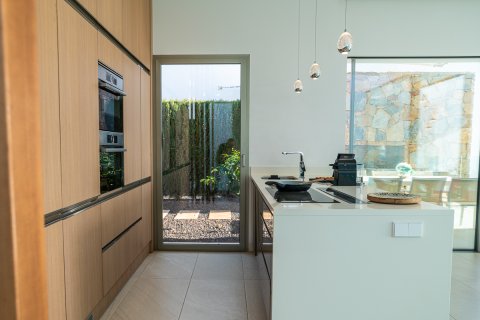 Huvila myytävänä Pinar De Campoverde, Alicante, Espanja, 4 makuuhuonetta, 248 m2 No. 115257 - kuva 15
