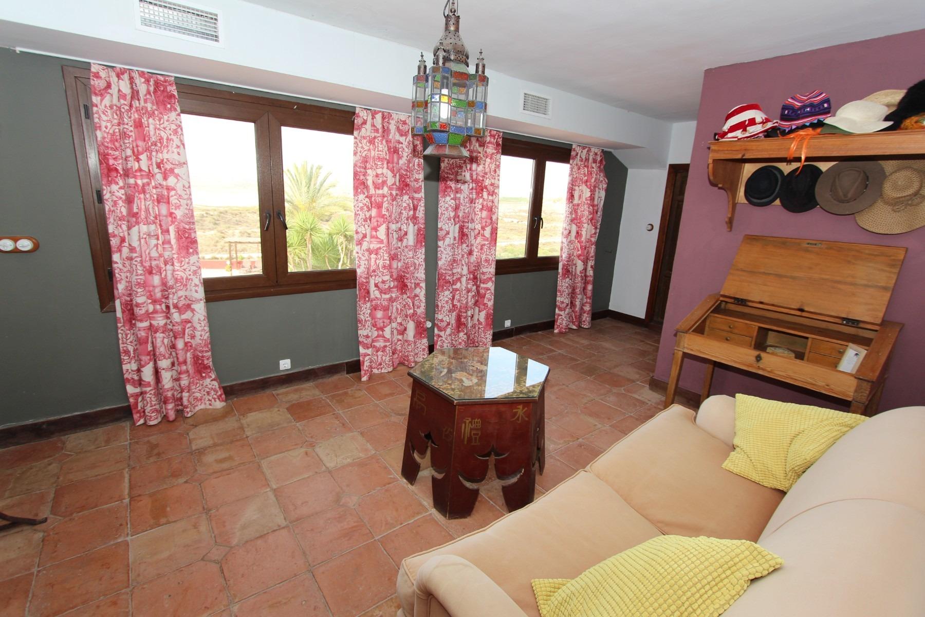 Villa à San Miguel de Salinas, Alicante, Espagne 4 chambres,  No. 80190