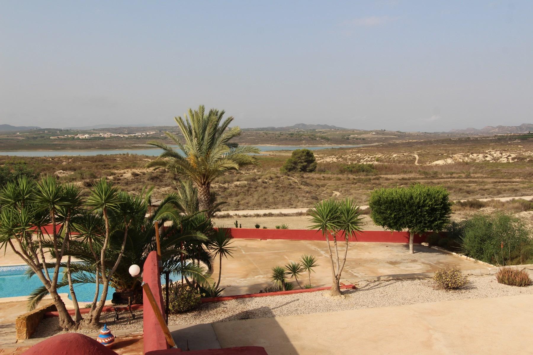 Villa à San Miguel de Salinas, Alicante, Espagne 4 chambres,  No. 80190