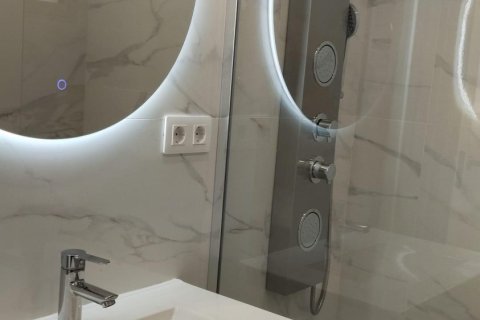 Dzīvoklis pārdošanā Benidorm, Alicante, Spānijā 2 istabas, 60 m2 Nr. 165504 - attēls 15