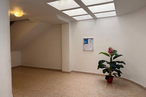 Apartament w Torrevieja, Alicante, Hiszpania 1 sypialnia, 79 mkw. nr 194188 – zdjęcie 25