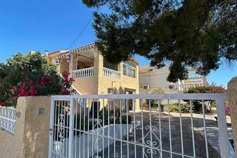 Dzīvoklis Los Balcones, Alicante, Spānijā 3 istabas, 500 m2 Nr. 194187