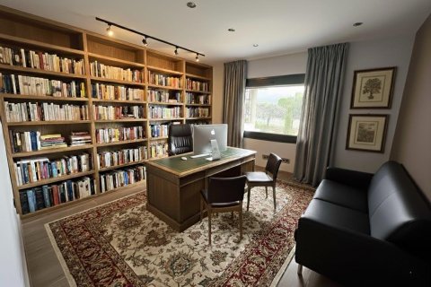 Huvila myytävänä Valdemorillo, Madrid, Espanja, 6 makuuhuonetta, 586 m2 No. 194185 - kuva 21