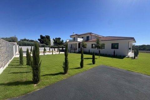 Huvila myytävänä Valdemorillo, Madrid, Espanja, 6 makuuhuonetta, 586 m2 No. 194185 - kuva 6