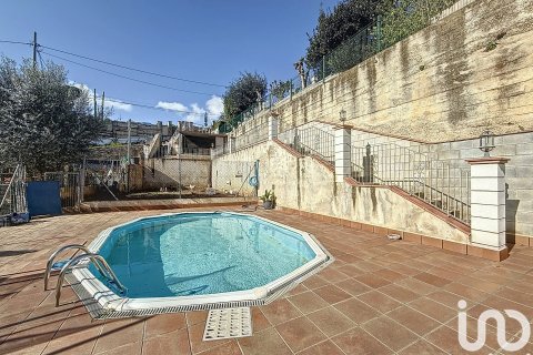 Hus till salu i Vilanova Del Valles, Barcelona, Spanien 6 sovrum, 340 kvm. Nr. 153635 - foto 25