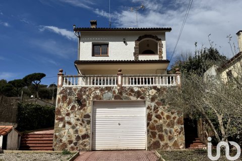 Дом в Виланова-дель-Вальес, Барселона, Испания 6 спален, 340м2 №153635