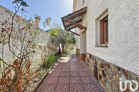 Hus till salu i Vilanova Del Valles, Barcelona, Spanien 6 sovrum, 340 kvm. Nr. 153635 - foto 10