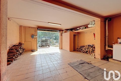 Hus till salu i Vilanova Del Valles, Barcelona, Spanien 6 sovrum, 340 kvm. Nr. 153635 - foto 27