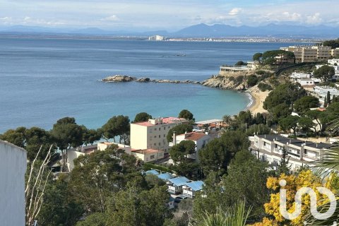 Casa a Roses, Girona, Spagna 3 camere da letto, 357 mq. N° 153637