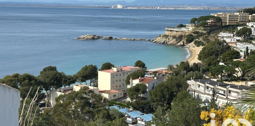 Māja Roses, Girona, Spānijā 3 istabas, 357 m2 Nr. 153637