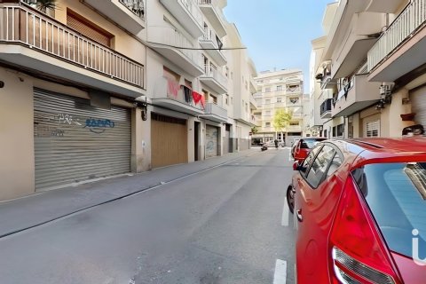 Liikekiinteistö myytävänä Vilanova i la Geltru, Barcelona, Espanja, 3 makuuhuonetta, 110 m2 No. 153632 - kuva 26