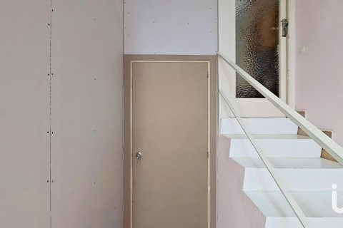 Liikekiinteistö myytävänä Vilanova i la Geltru, Barcelona, Espanja, 3 makuuhuonetta, 110 m2 No. 153632 - kuva 7