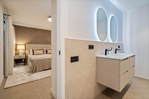 Lägenhet till salu La Quinta, Malaga, Spanien 3 sovrum, 141 kvm. Nr. 109719 - foto 16