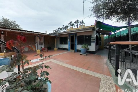 House for sale in Castellon de la Plana, Castellon, Spain 3 bedrooms, 120 sq.m. No. 185061 - photo 24