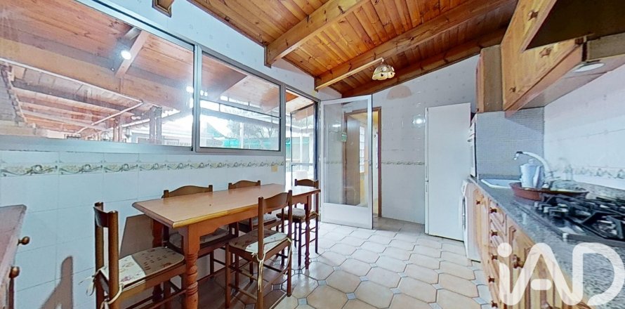 House in Castellon de la Plana, Castellon, Spain 3 bedrooms, 120 sq.m. No. 185061