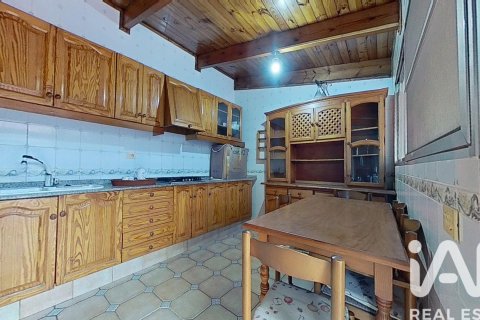 House for sale in Castellon de la Plana, Castellon, Spain 3 bedrooms, 120 sq.m. No. 185061 - photo 3