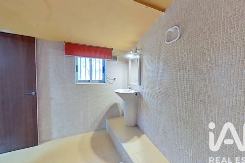 House for sale in Castellon de la Plana, Castellon, Spain 3 bedrooms, 120 sq.m. No. 185061 - photo 14