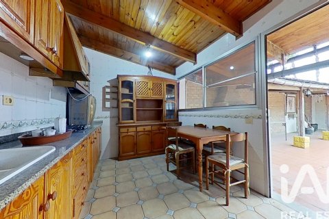 House for sale in Castellon de la Plana, Castellon, Spain 3 bedrooms, 120 sq.m. No. 185061 - photo 4