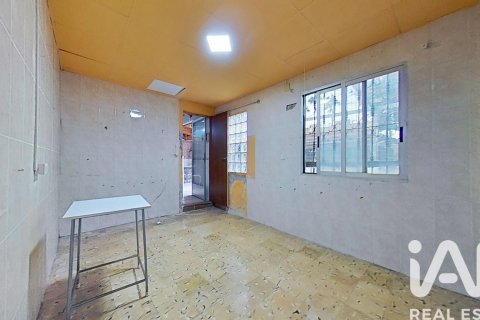 House for sale in Castellon de la Plana, Castellon, Spain 3 bedrooms, 120 sq.m. No. 185061 - photo 6