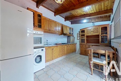 House for sale in Castellon de la Plana, Castellon, Spain 3 bedrooms, 120 sq.m. No. 185061 - photo 5