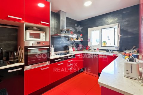 House for sale in L'Escala, Girona, Spain 4 bedrooms, 122 sq.m. No. 157853 - photo 4