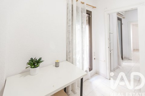 Apartment for sale in Barcelona, Spain 2 bedrooms, 32 sq.m. No. 152457 - photo 4