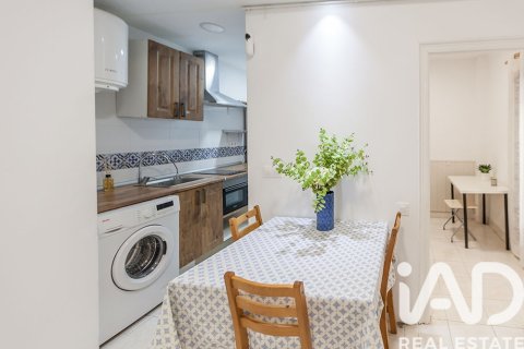 Apartment for sale in Barcelona, Spain 2 bedrooms, 32 sq.m. No. 152457 - photo 7