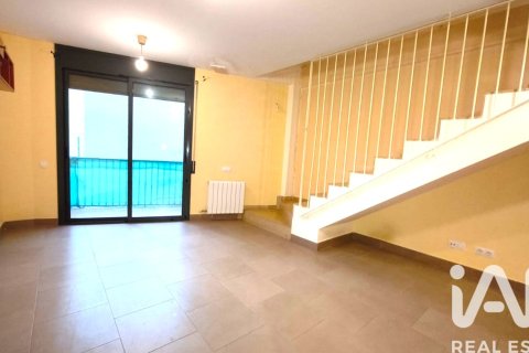 Kattohuoneisto myytävänä Rubi, Barcelona, Espanja, 2 makuuhuonetta, 122 m2 No. 152455 - kuva 4