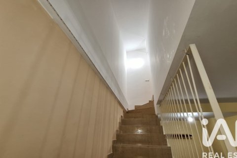 Kattohuoneisto myytävänä Rubi, Barcelona, Espanja, 2 makuuhuonetta, 122 m2 No. 152455 - kuva 13