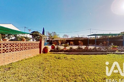 House for sale in Valls, Tarragona, Spain 5 bedrooms, 723 sq.m. No. 152456 - photo 9