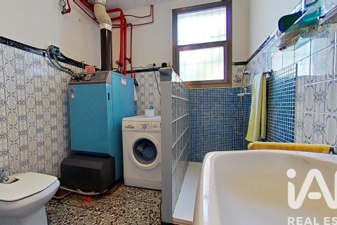 House for sale in Valls, Tarragona, Spain 5 bedrooms, 723 sq.m. No. 152456 - photo 17