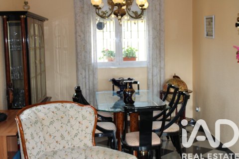 House for sale in Villablanca, Huelva, Spain 5 bedrooms, 170 sq.m. No. 152459 - photo 8