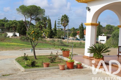 House for sale in Villablanca, Huelva, Spain 5 bedrooms, 170 sq.m. No. 152459 - photo 6