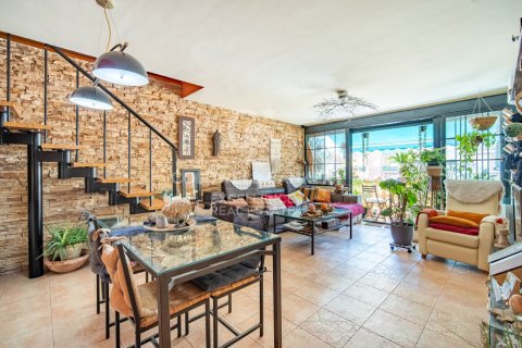 Bliźniak w Valencia, Hiszpania 3 sypialnie, 141 mkw. nr 157501 – zdjęcie 2
