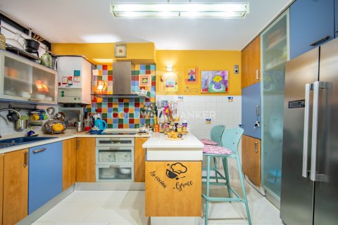 Bliźniak w Valencia, Hiszpania 3 sypialnie, 141 mkw. nr 157501 – zdjęcie 13