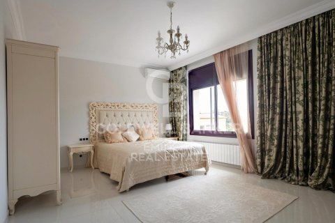 Продажа дома в Кастельдефельс, Барселона, Испания 9 спален, 650м2 №157504 - фото 26