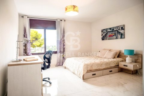 Продажа дома в Кастельдефельс, Барселона, Испания 9 спален, 650м2 №157504 - фото 29